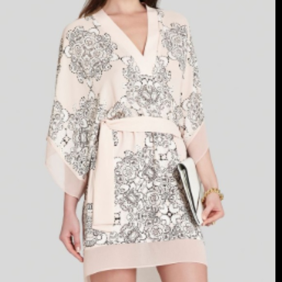 bcbg kimono